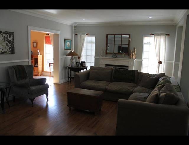 5 BEDROOM HOUSE FOR SALE IN MEADOWBROOK